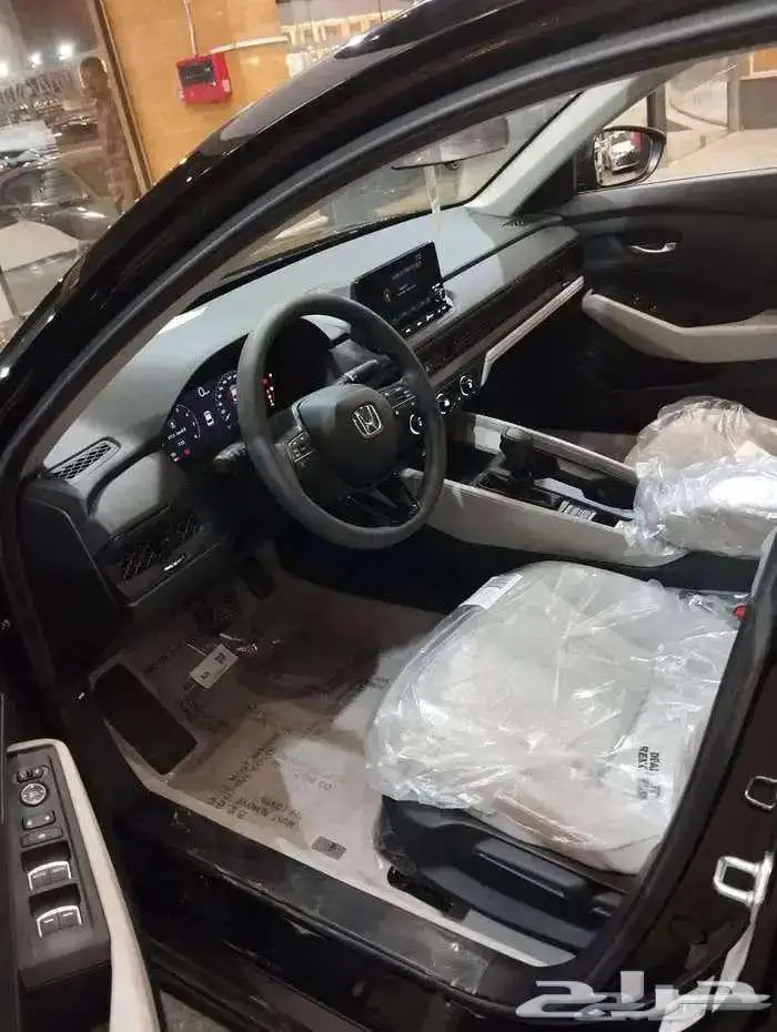 هوندا اكورد LX ستاندر 2025 سعودي 7