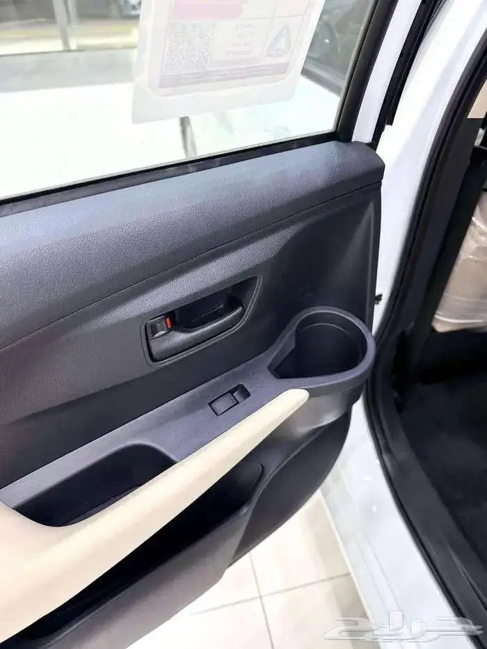 تويوتا يارس واي بلس نص فل 2026 10