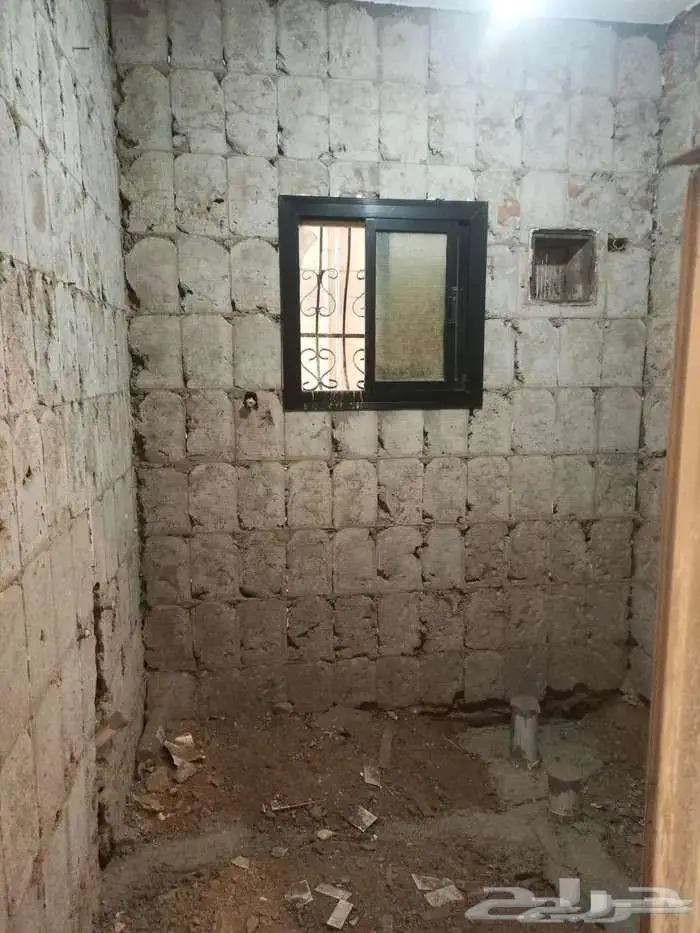 دور كامل للإيجار بحي الصفا 12