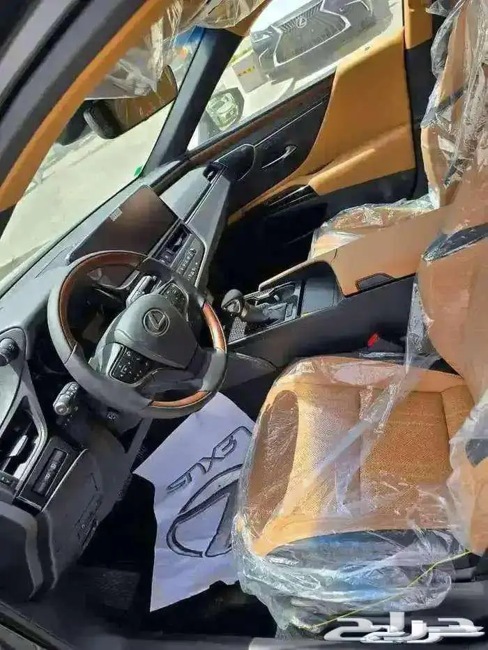 لكزس ES350 DD الساير كويتي 2025 8