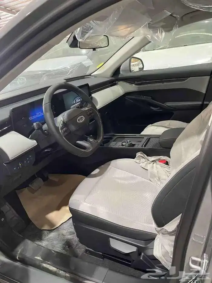 فورد تورس امبيانتي رمادي موديل 2025 عروض اقساط 5