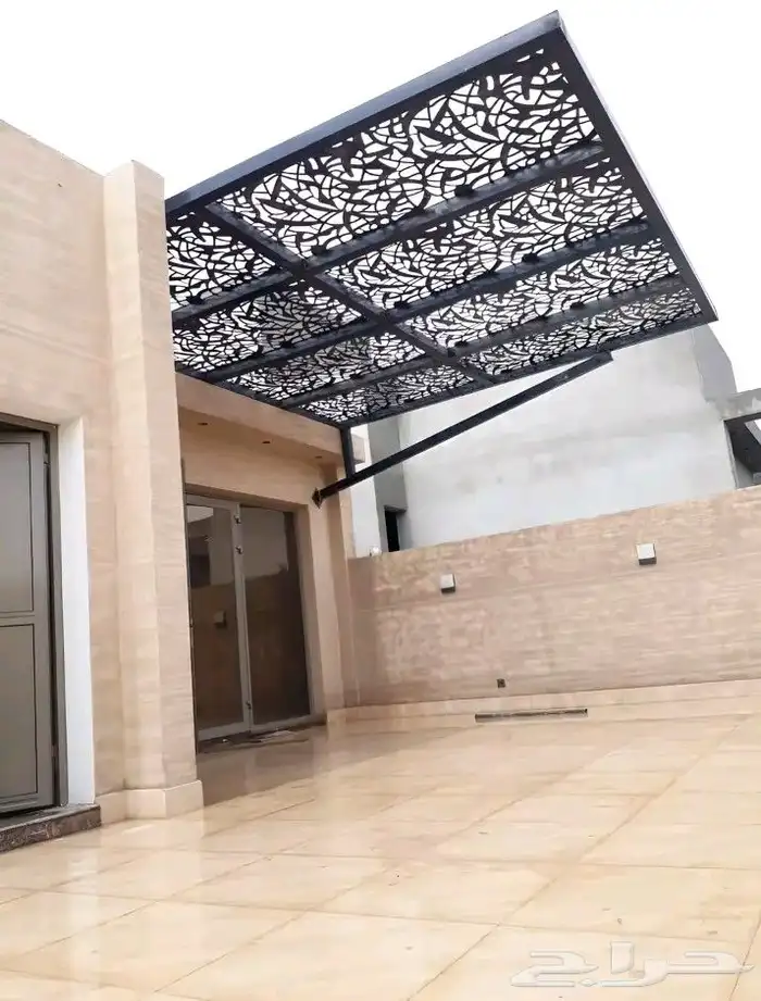 سندويش بنل مظلات وسواتر جلسات خارجيه قرميد هناجر 4