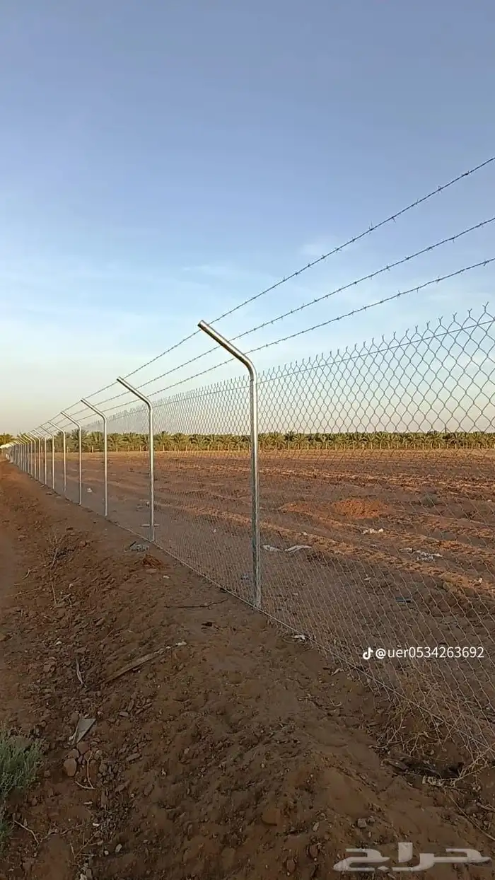 نعمل في تركيب اشبوك الاراضي والمزارع 4