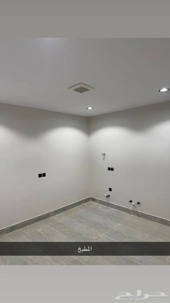 دور ارضي جديد في حي الحزم للايجار 2