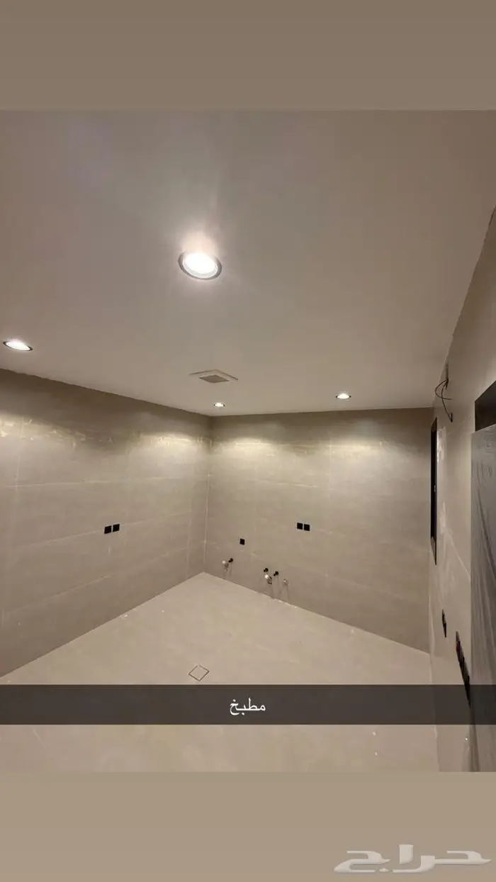 دور ارضي جديد في حي الحزم للايجار 24