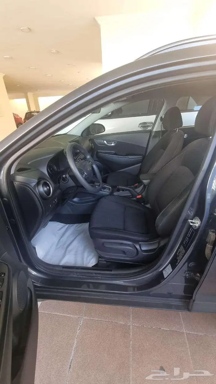 هونداي كونا 2023 اللون رصاصي غامق 7