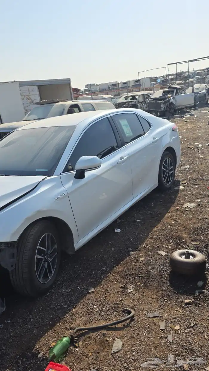 تشليح كامري هايبرد مديل 2022 استاندر ابيض لؤلؤي 2