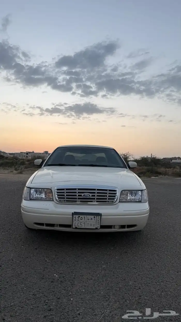 فورد كراون فكتوريا 2010 مدني سعودي 0