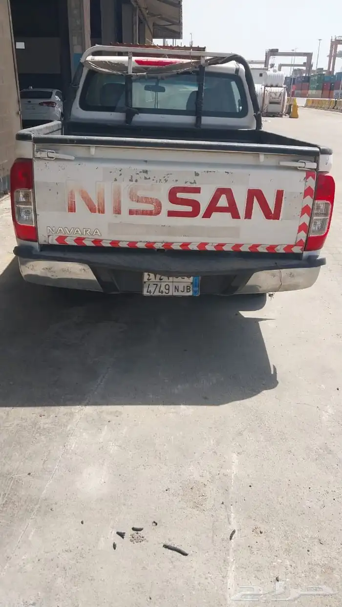 ثلاث نيسان نافارا 2016 4