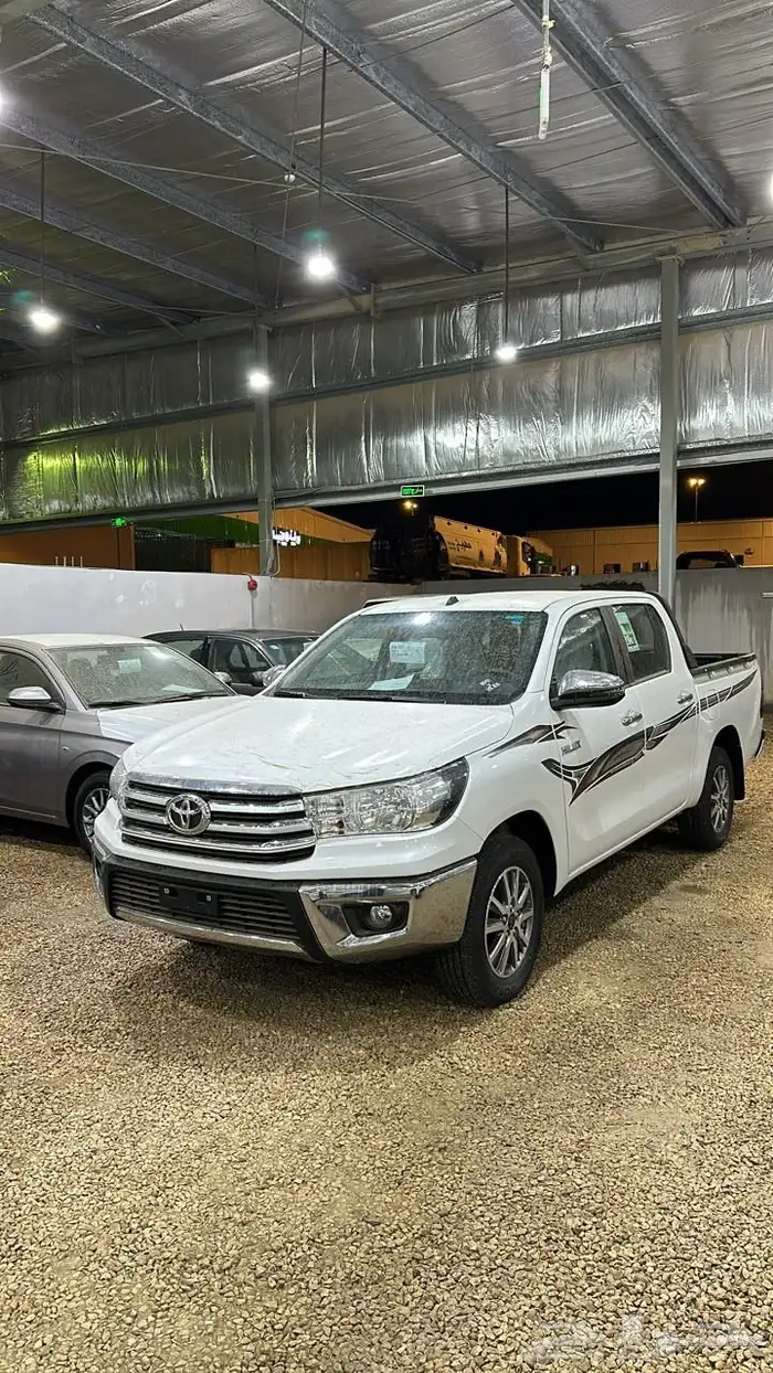 هايلوكس 2025 بنزين اصفار بطاقة جمركية اقل سعر 3