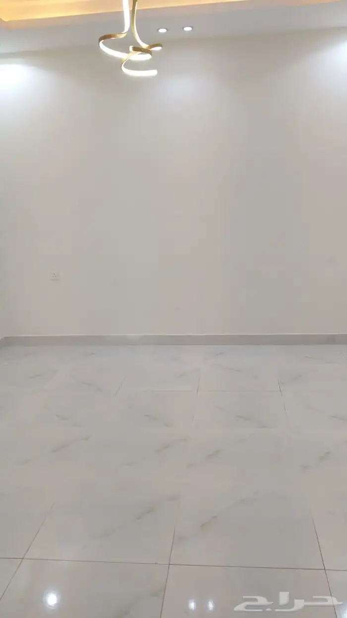شقة مودرن بلاطة 4