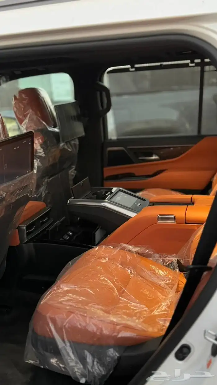 لكزس LX600 VIP موديل 2025 عرض دفعتين 0 فائدة 7