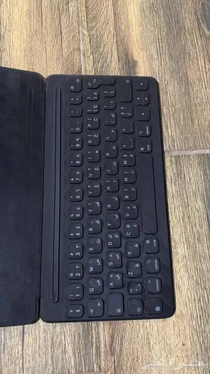 كيبورد ايباد اصلي من ابل 1