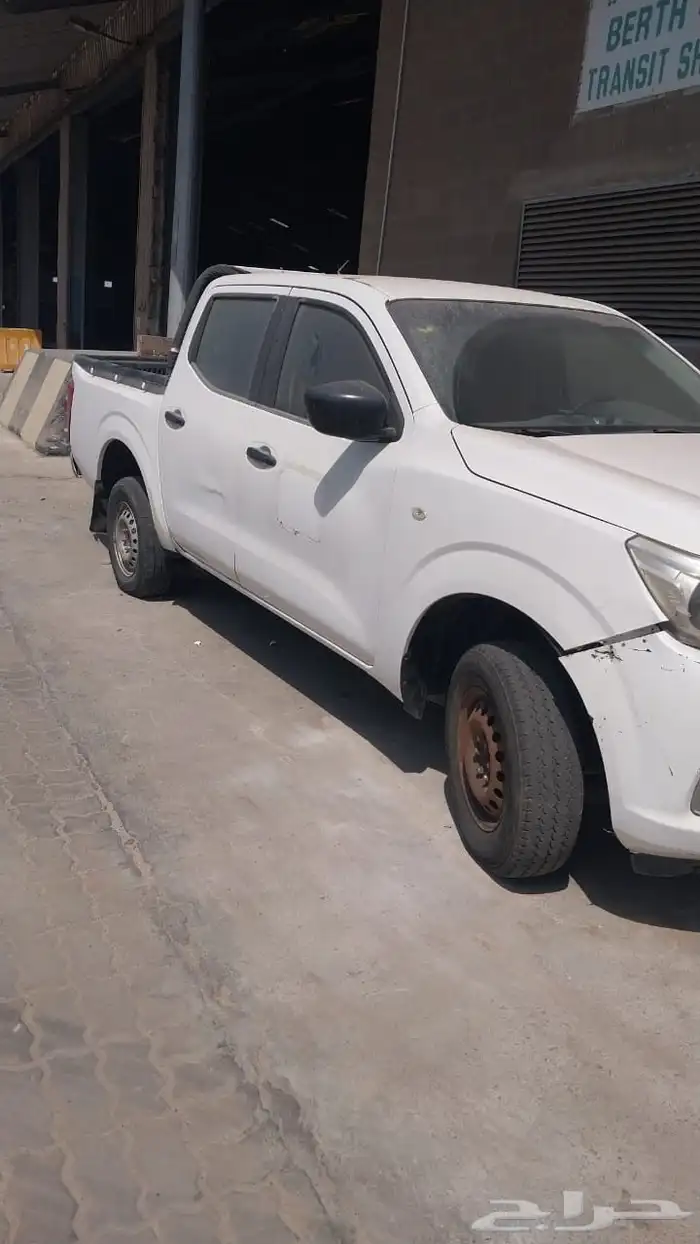 ثلاث نيسان نافارا 2016 0