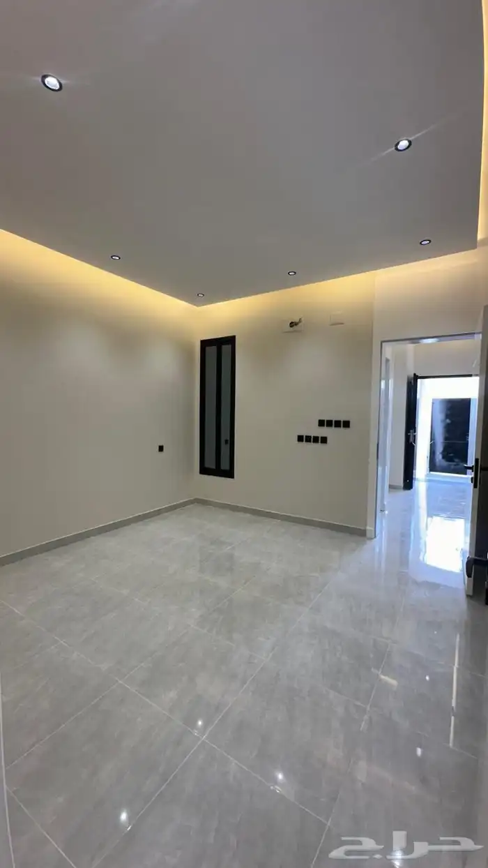 ادوار ارضيه للبيع بمدخل سياره حي اليرموك خميس مشيط 4