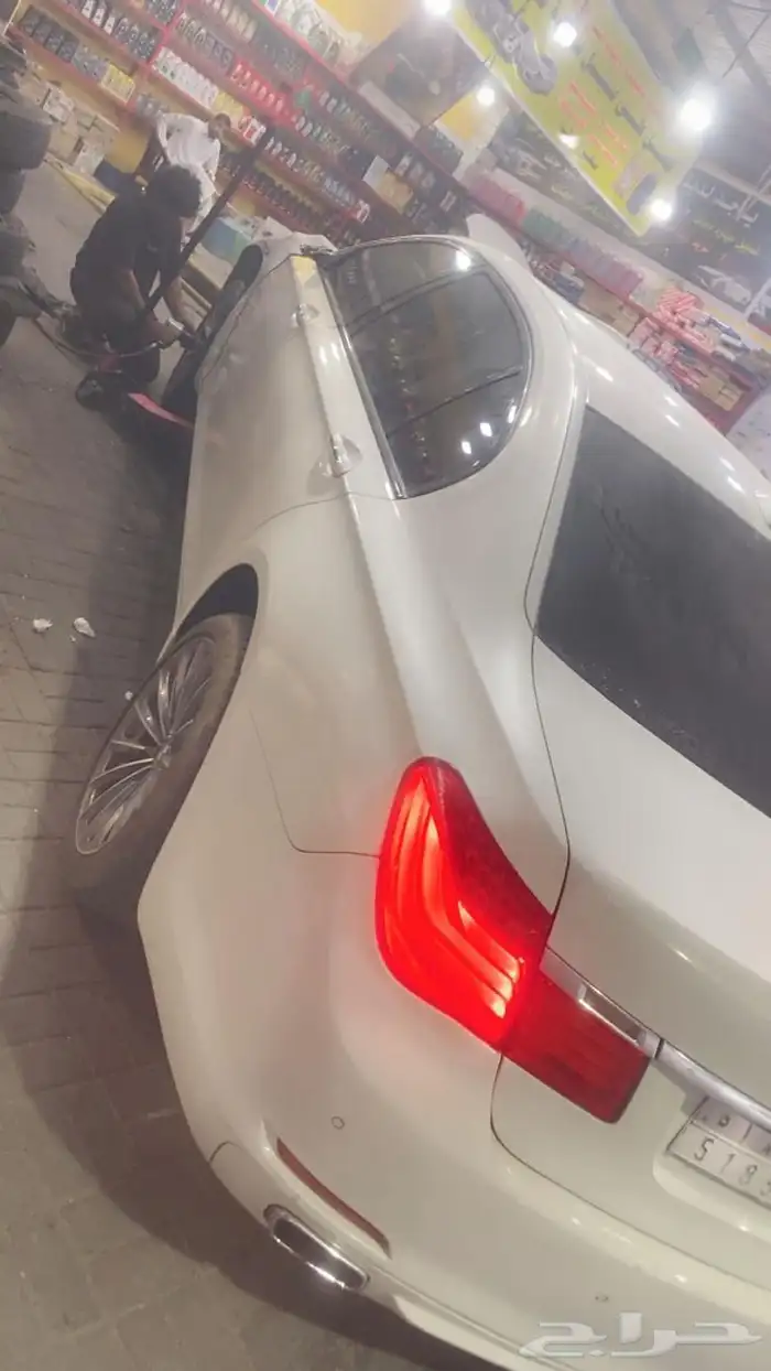 بي ام 2009 750 فل كامل 7