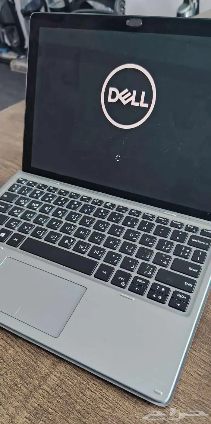 لابتوب ديل 2في1تابلت و لابتوب بحالة ممتازةcorei5رام16-512SSD 9