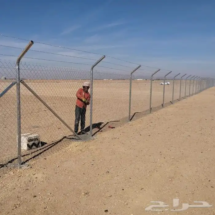 نعمل في تركيب اشبوك الاراضي والمزارع 1