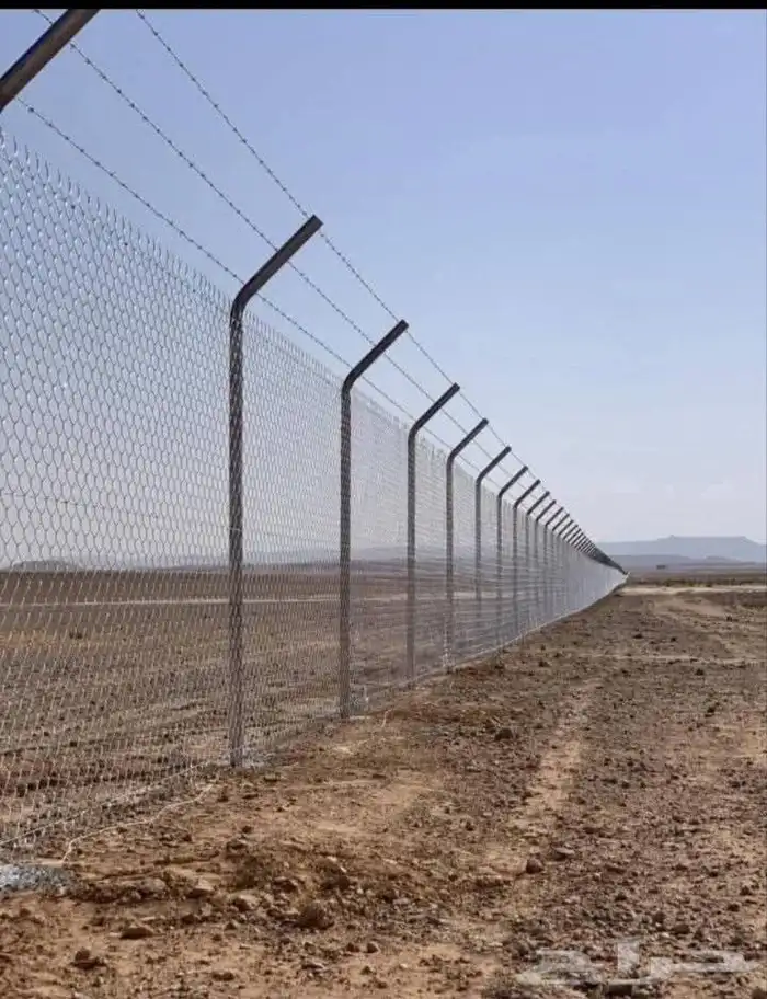 تسوير المزارع والأراضي والملاعب 5