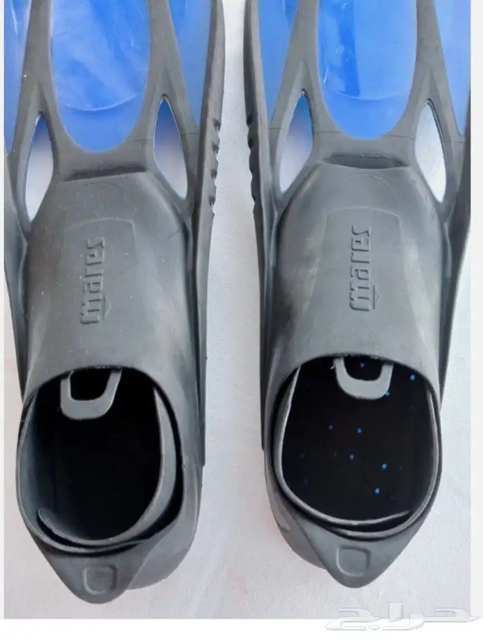 زعانف غوص مارس 1