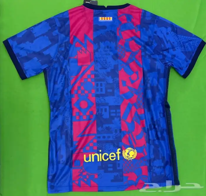 تيشيرت برشلونة 21 22 الثالث مقاس M 1