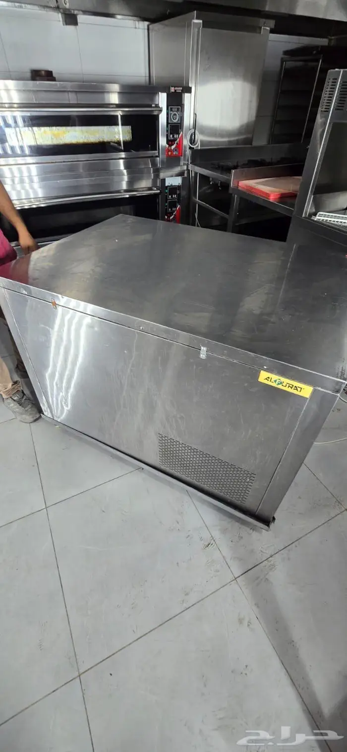 معدات مطعم 28