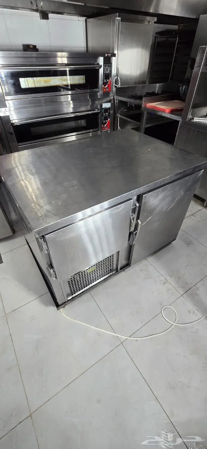 معدات مطعم 27