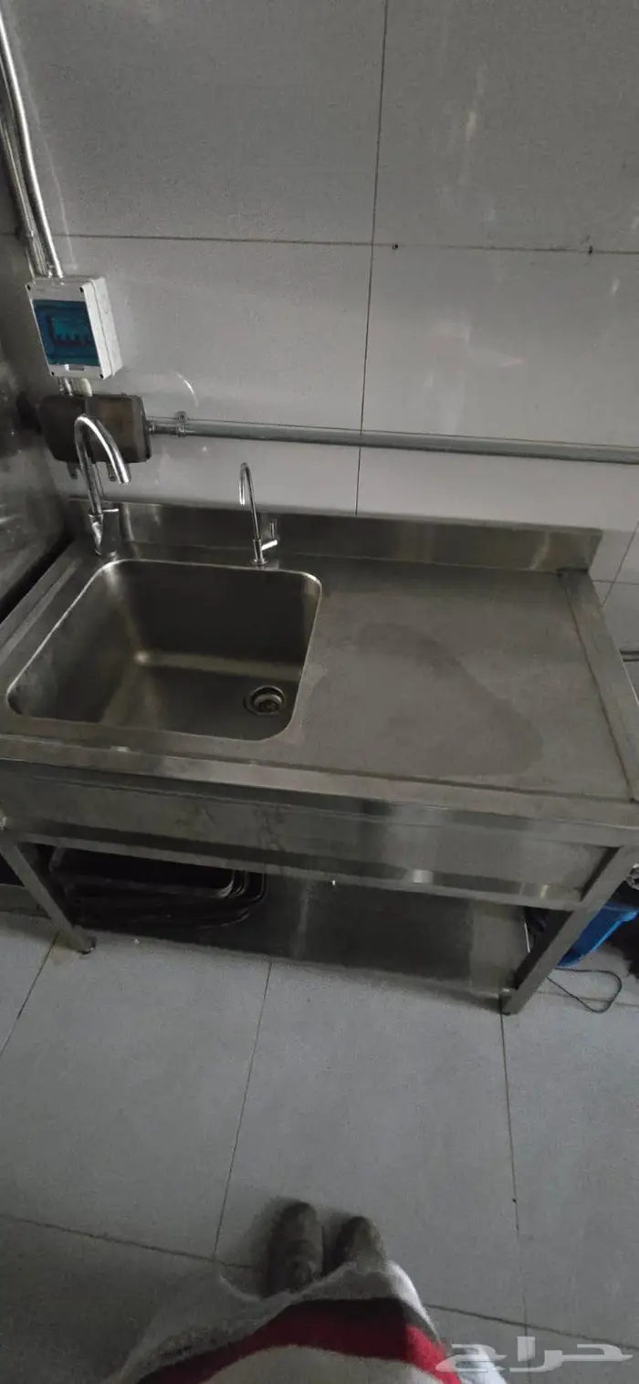 معدات مطعم 68