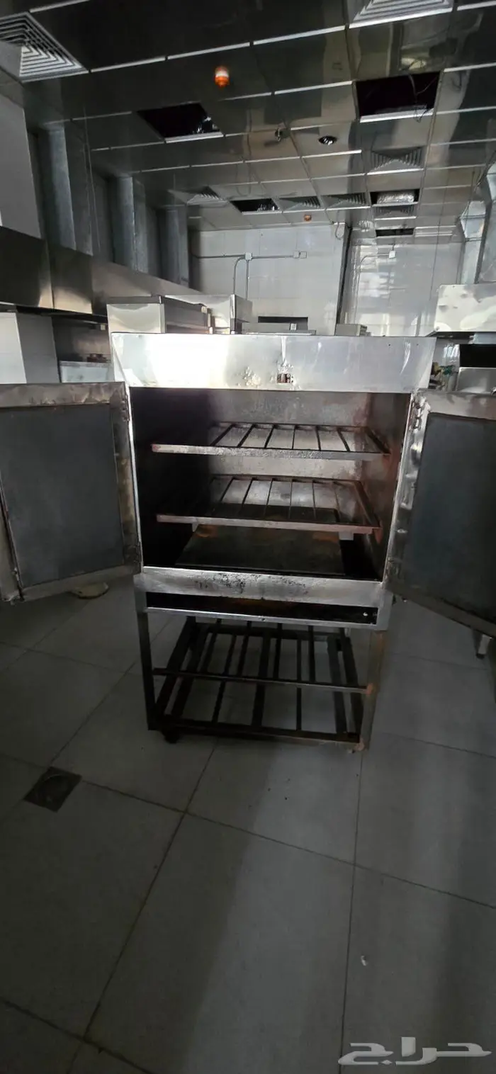 معدات مطعم 60