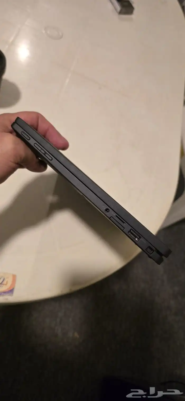 لاب توب Dell latitude 7390 2 1 كور i5 الجيل الثامن 1