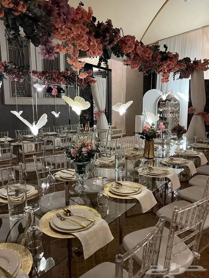 تنسيق طاولات الطعام 0