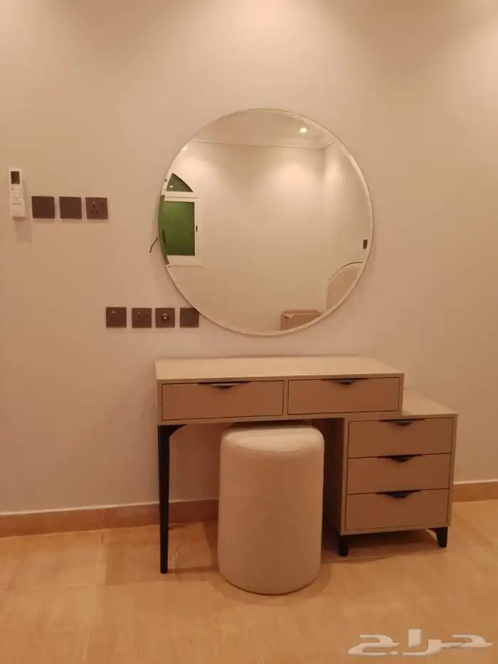 مصنع اثاث وديكورات خشبيه 0