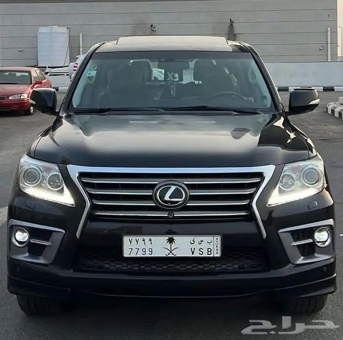 جيب لكزس LX 2011 1