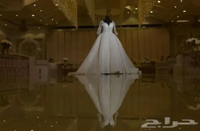 فستان زفاف مستعمل للبيع 4