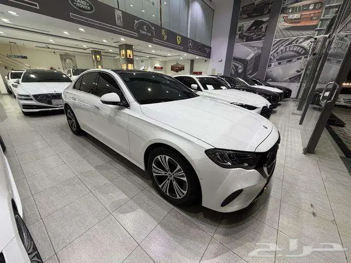 مرسيدس - اي 200 - E200 2025 33