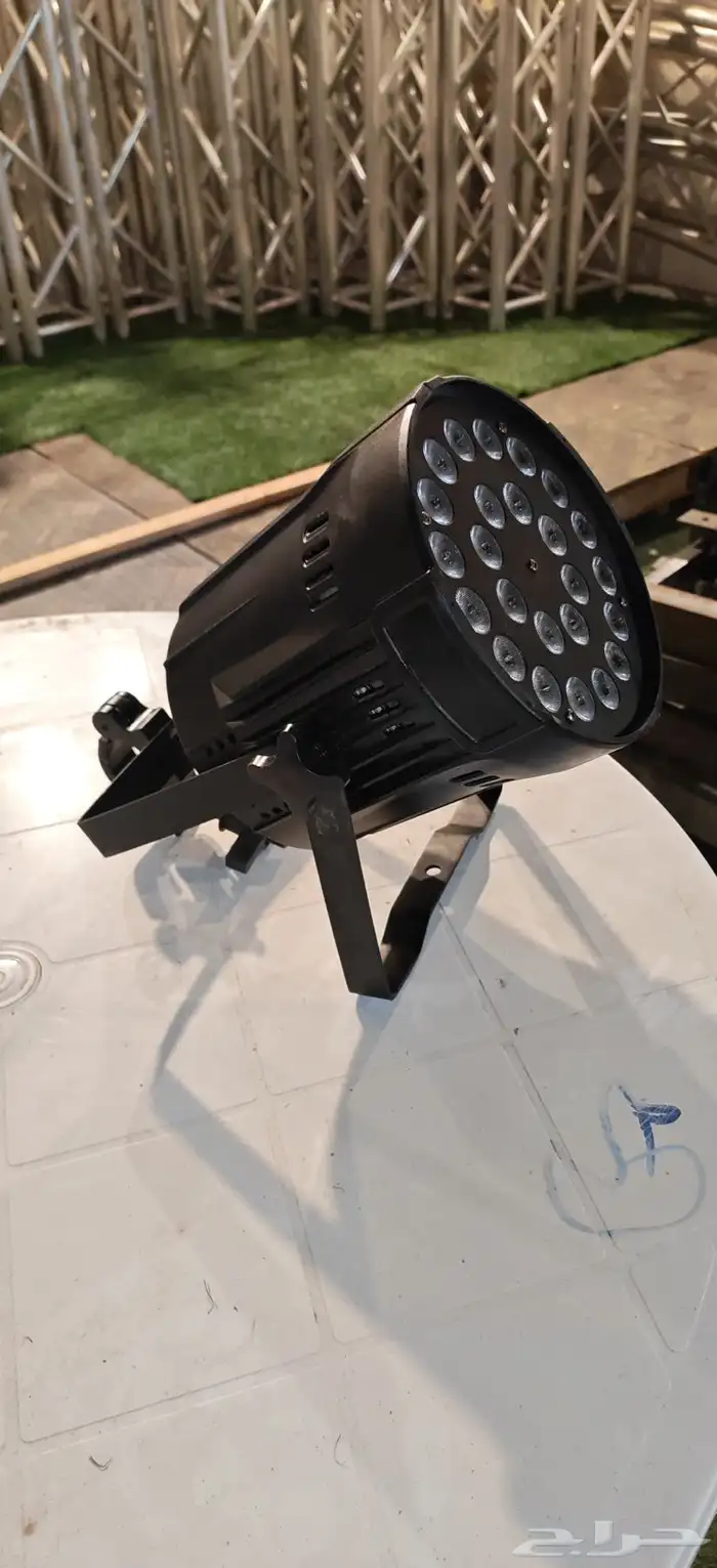 متوفر اجهزة ليزر وتراسات وبار ليد كشاف مستخدم وجديد شاشة ليد 5