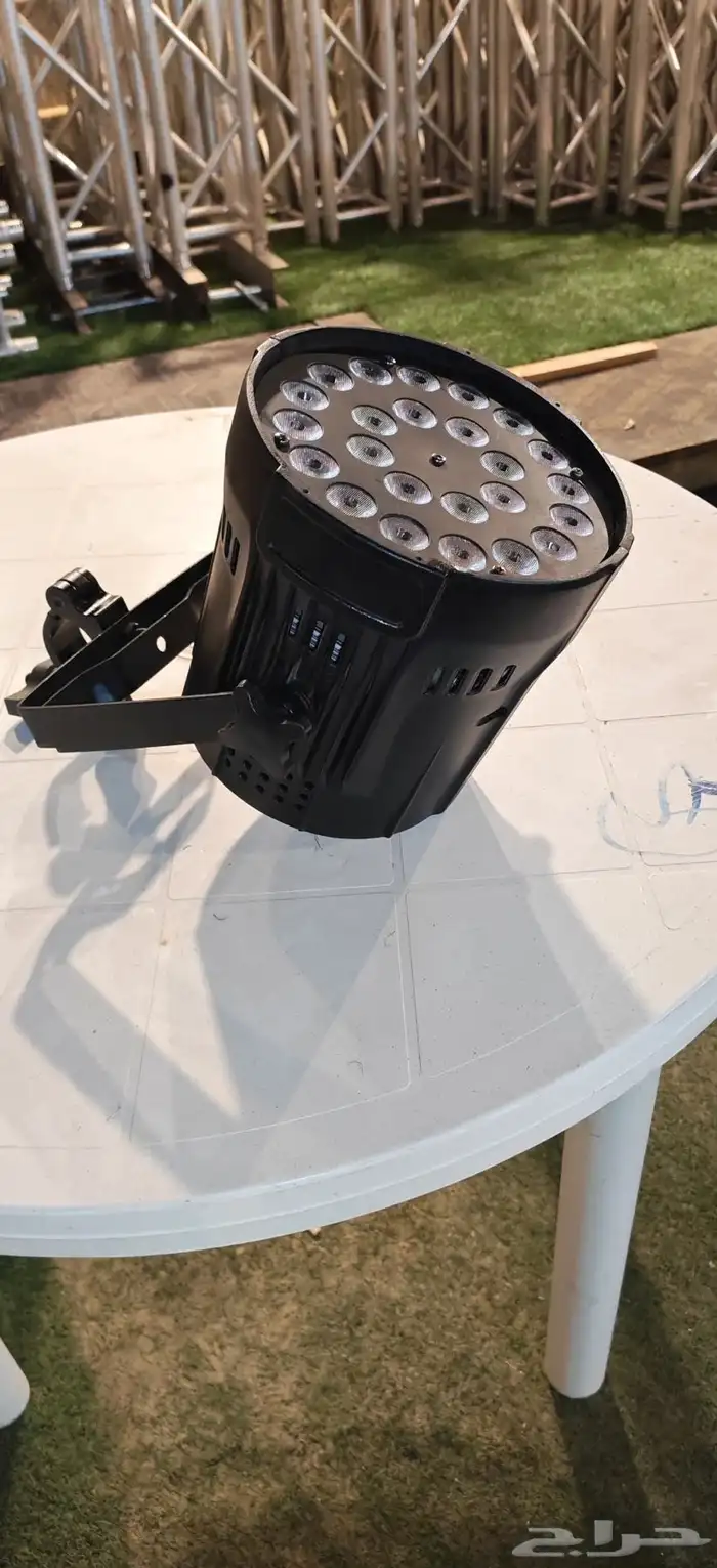 متوفر اجهزة ليزر وتراسات وبار ليد كشاف مستخدم وجديد شاشة ليد 7