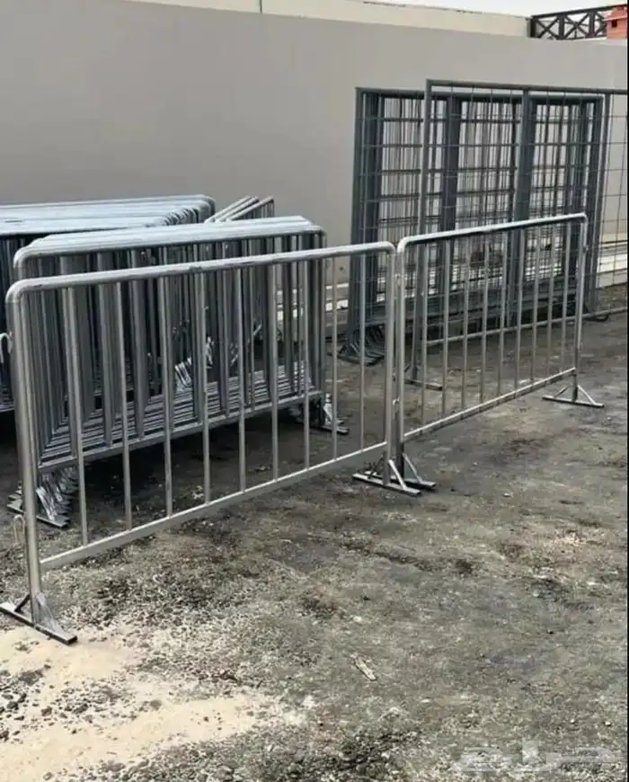 حواجز تنظيمية تنظيم الحشود والصفوف افنتات اسوار شبوك صبات 5