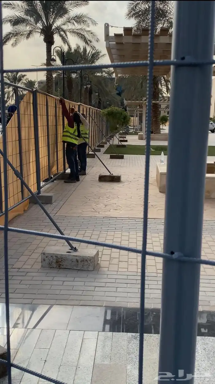 حواجز تنظيم المسارات والصفوف والحشود والطوابير افنتات اسوار 22