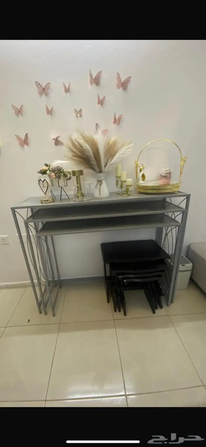 اثاث للبيع طقم كنب طاولات ارضيه مداخل 2