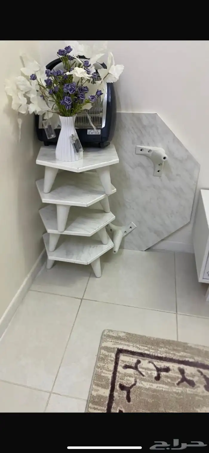 اثاث للبيع طقم كنب طاولات ارضيه مداخل 3