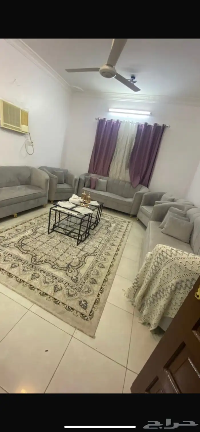 اثاث للبيع طقم كنب طاولات ارضيه مداخل 0