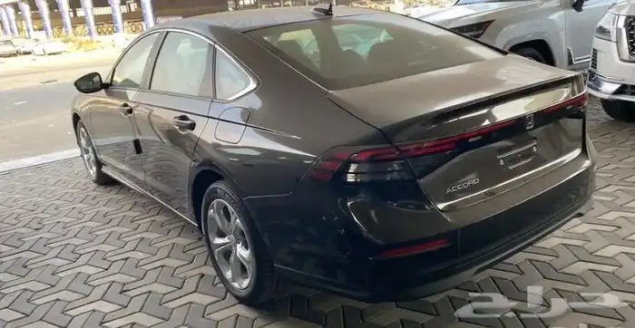 هوندا اكورد 2025 LX سعودي 1