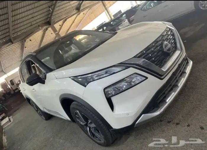 نيسان اكس تريل فل كامل SL 2025 1