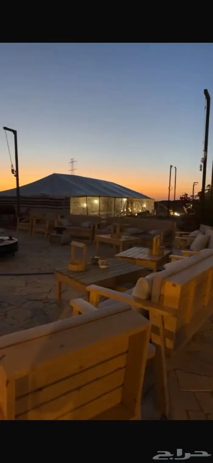 مخيم متكامل كرفان مساحتها 60 الف مسورة ماكينة 15