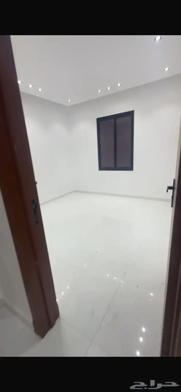 للايجار شقه حي بدر 7