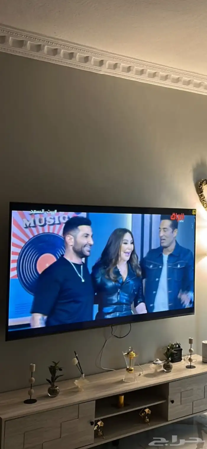 شاشة 4k ذكية وفيها السيفر داخلها نظام جديد كرت55 بوصه 0