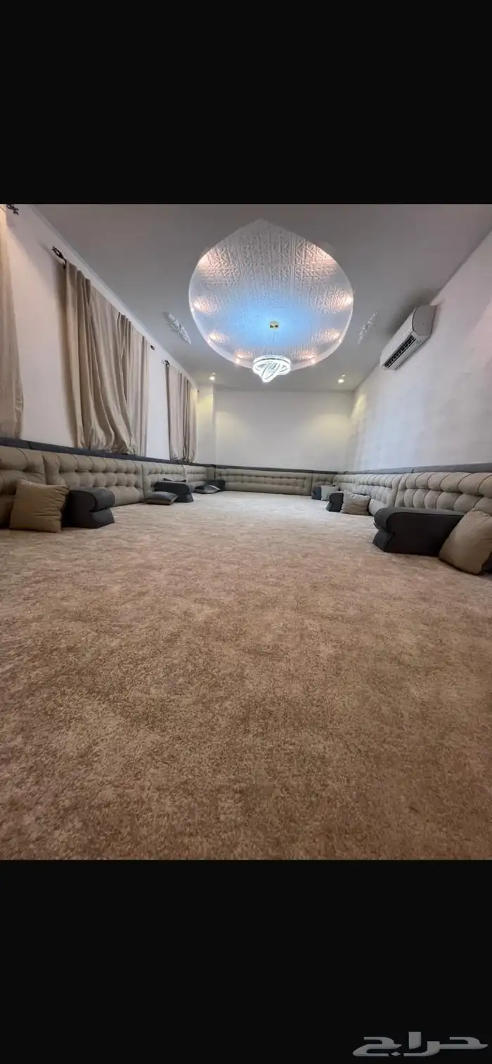 كامري كامري فلة في مخطط الملك فهد فيها أربع شقق وخمس محلات 6