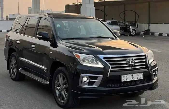 جيب لكزس LX 2011 2
