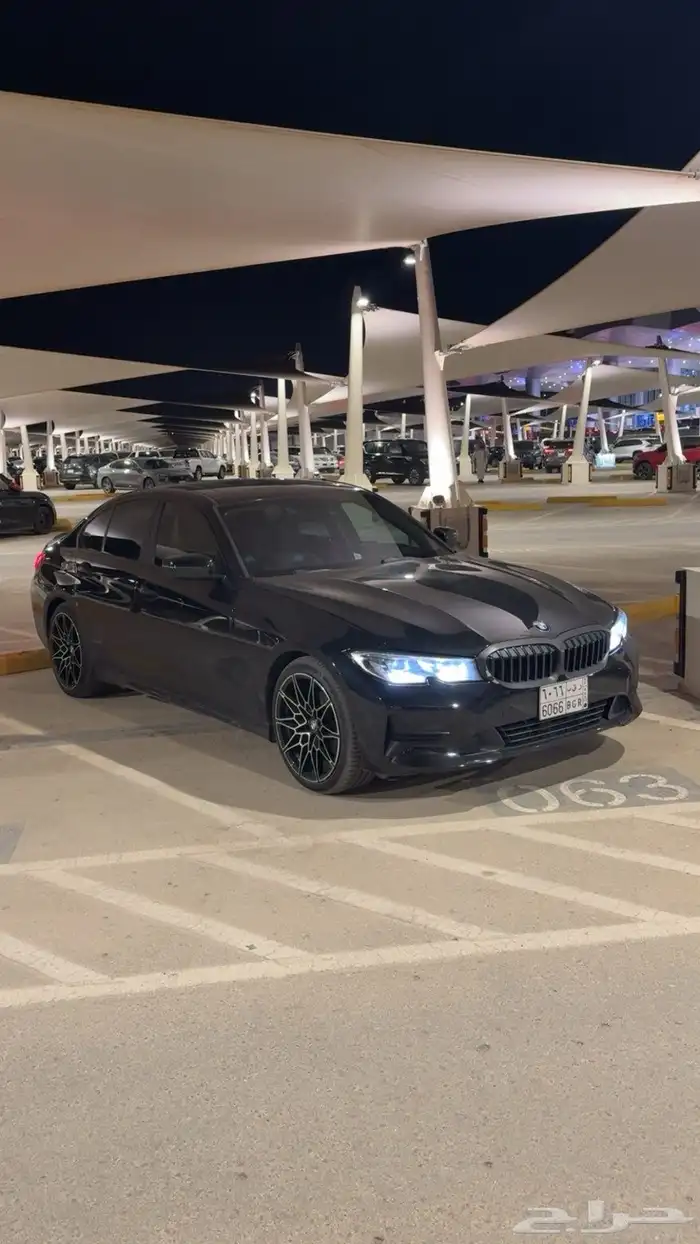 BMW 320i 2021 5